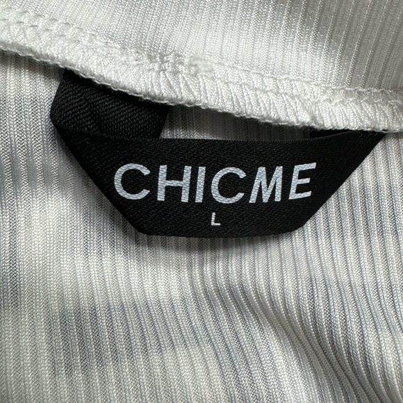 Chicme Women’s Large Geometric Print Long Sleeve Blouse - Picture 4 of 6